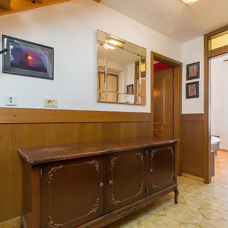 Carela 2bdr By Irundo Apartment *