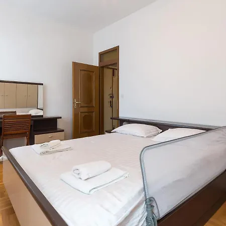 Carela 2bdr By Irundo Apartmán Rovinj